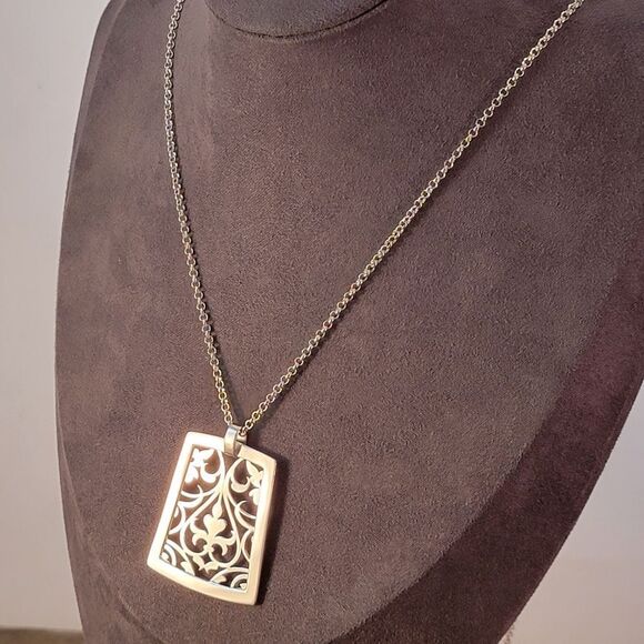 New ELLE Sterling Modern Filigree Flourish Openwork Long Statement Necklace - Picture 5 of 10